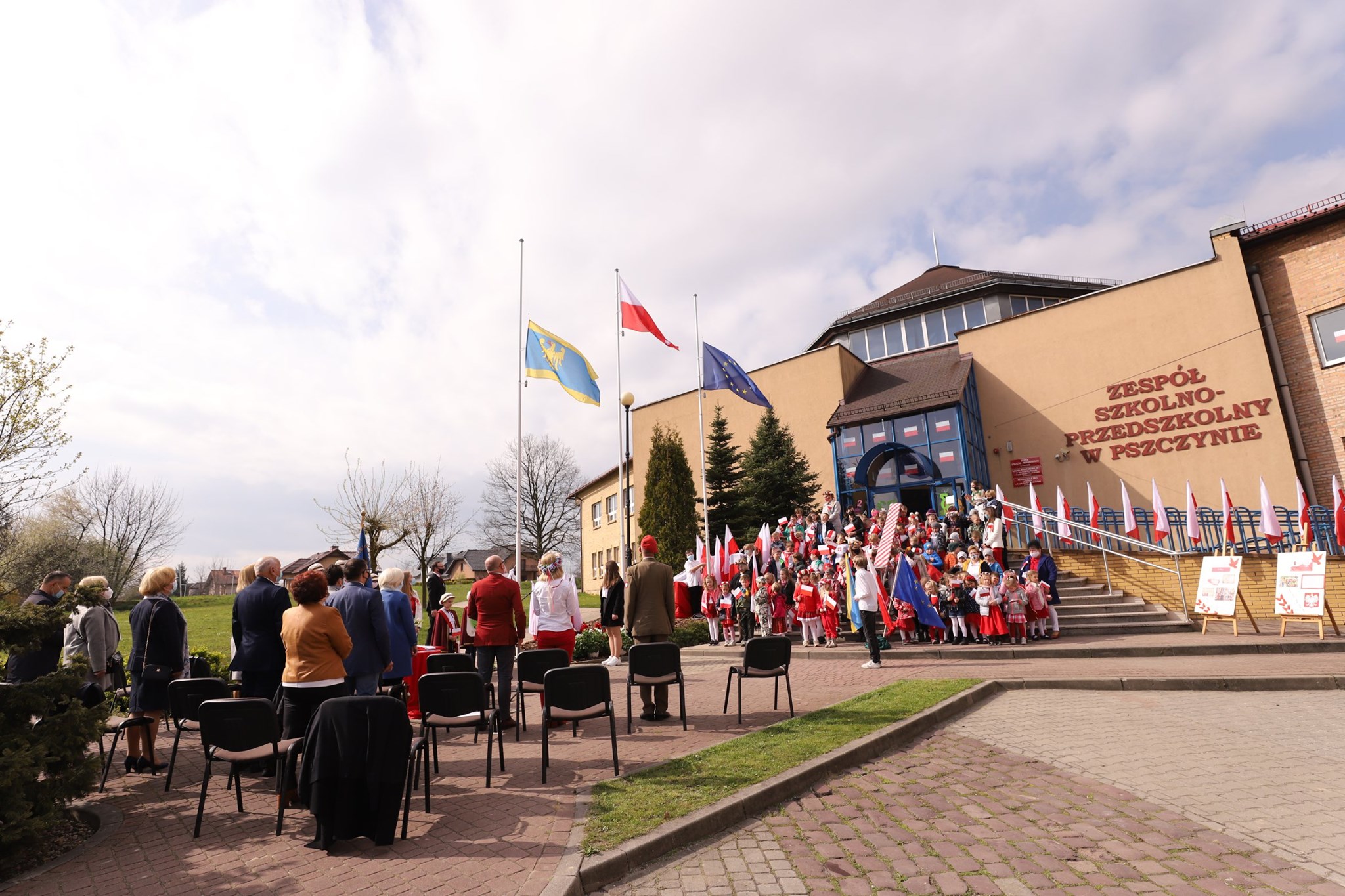 Obchody Dnia Flagi Rzeczypospolitej Polskiej w Zes