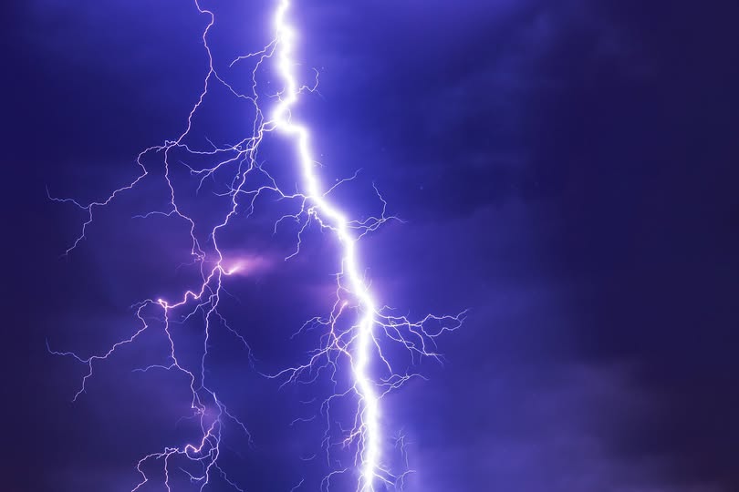 Ostrzeżenie o możliwości wystąpienia burz