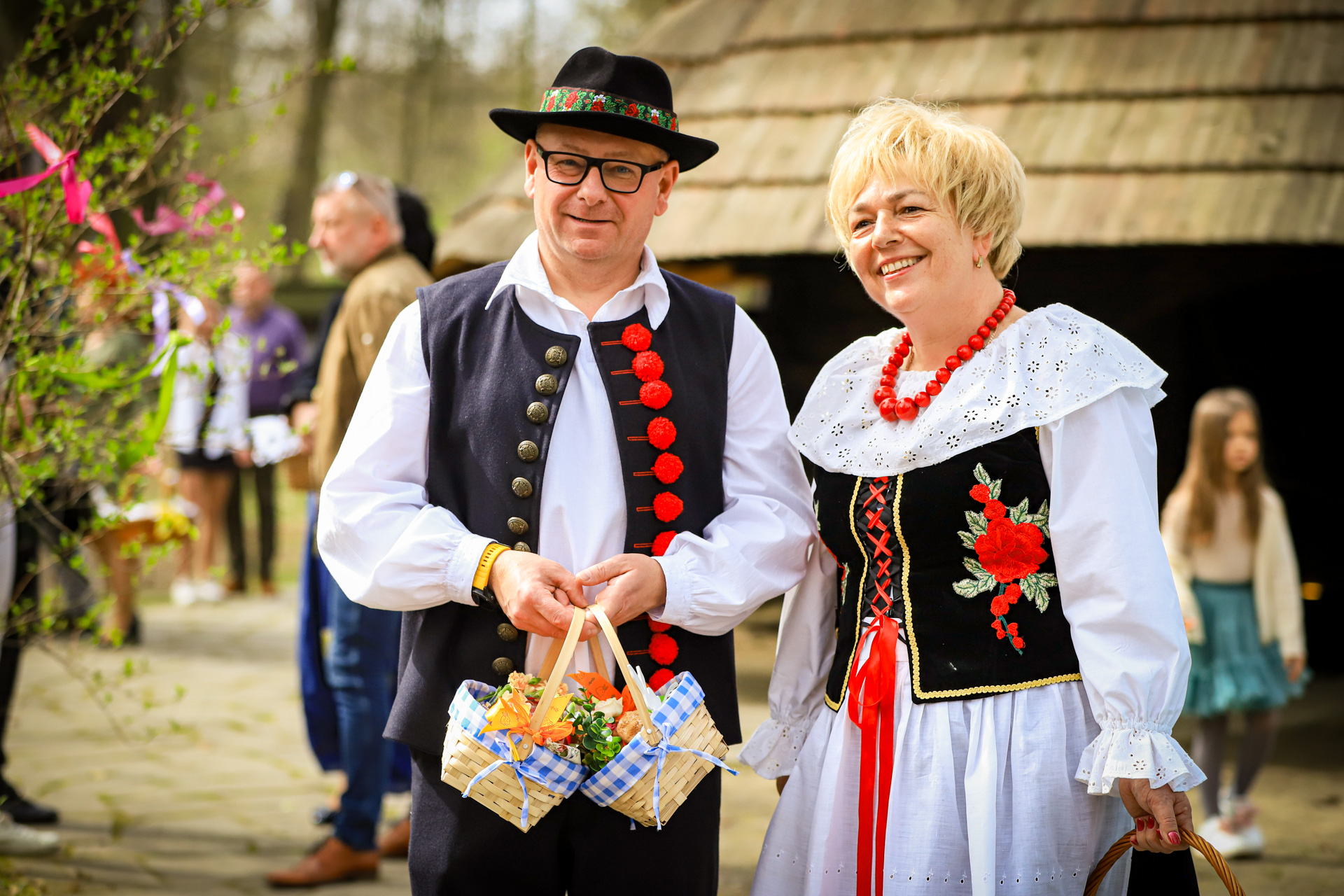 Święcenie pokarmów w skansenie w Pszczynie - zd