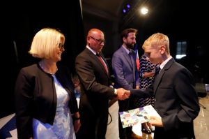 61 uczniów odebrało certyfikaty DELF