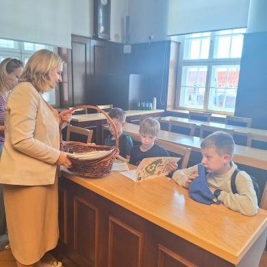 Uczniowie z gminnych szkół odwiedzili pszczyński ratusz - 25.05.2025