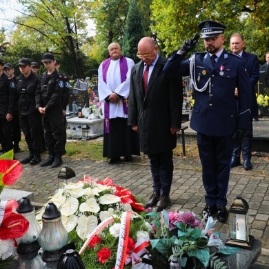 Uroczystość oznaczenia znakiem pamięci „Tobie Polsko” grobów powstańców śląskich - Józefa Zupoka oraz Hermana Kapela - 08.10.2025