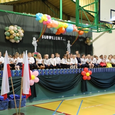 Uroczystość pasowania na uczniów w pszczyńskich szkołach podstawowych - ZSP Jankowice - 09.10.2025