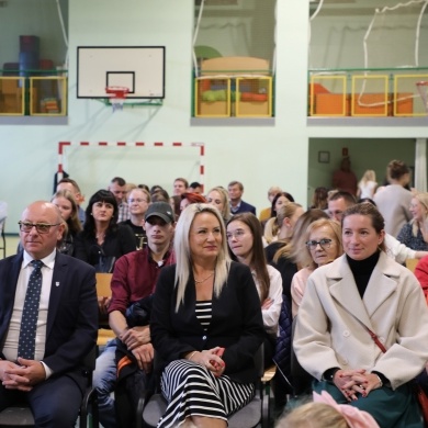 Uroczystość pasowania na uczniów w pszczyńskich szkołach podstawowych - ZSP Jankowice - 09.10.2025