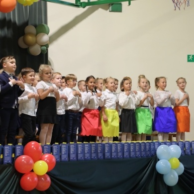 Uroczystość pasowania na uczniów w pszczyńskich szkołach podstawowych - ZSP Jankowice - 09.10.2025