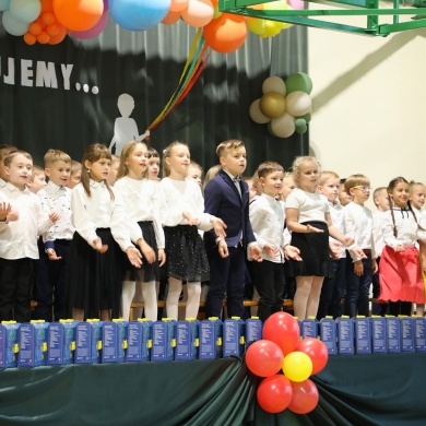 Uroczystość pasowania na uczniów w pszczyńskich szkołach podstawowych - ZSP Jankowice - 09.10.2025