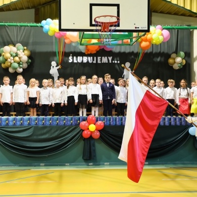 Uroczystość pasowania na uczniów w pszczyńskich szkołach podstawowych - ZSP Jankowice - 09.10.2025