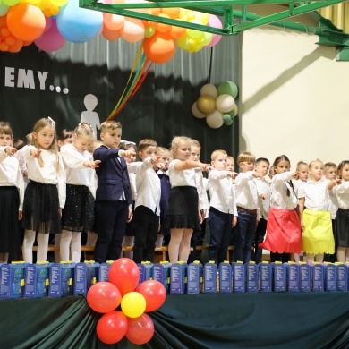 Uroczystość pasowania na uczniów w pszczyńskich szkołach podstawowych - ZSP Jankowice - 09.10.2025