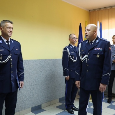 Pożegnanie Komendanta Powiatowej Policji w Pszczynie insp. mgr. Grzegorza Bonalskiego oraz powitanie nowego Komendanta insp. Arkadiusza Blocha - 13.10.2025