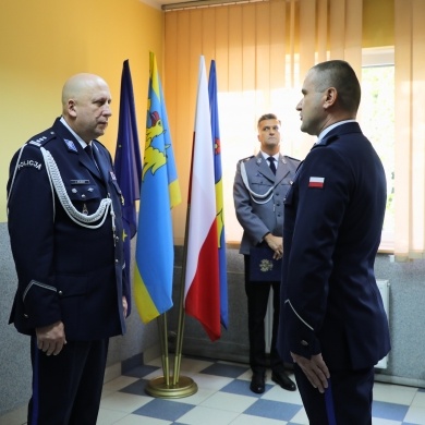 Pożegnanie Komendanta Powiatowej Policji w Pszczynie insp. mgr. Grzegorza Bonalskiego oraz powitanie nowego Komendanta insp. Arkadiusza Blocha - 13.10.2025
