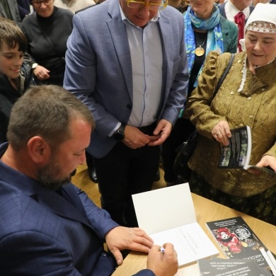 Premiera książki „Chodzyni po Mikołajstwie