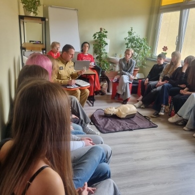 Nowa salka edukacyjna do nauki pierwszej pomocy w ZS1 Pszczyna 