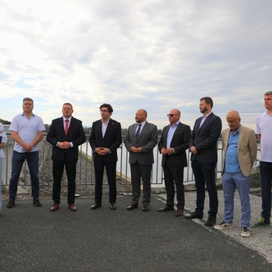 Briefing prasowy Wód Polskich na zaporze Zbiornika Łąka - 31.08.2026