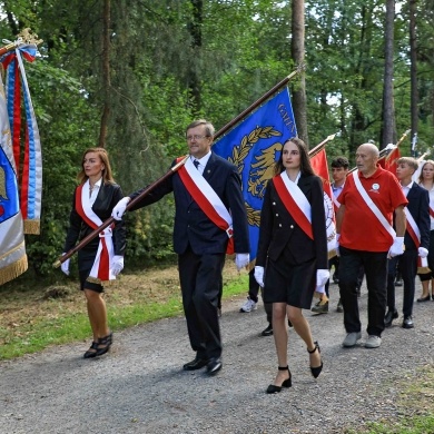 Obchody 1 września na cmentarzu 
