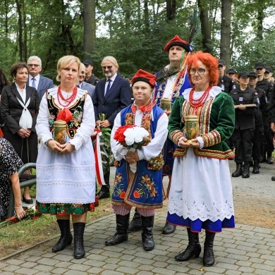 Obchody 1 września na cmentarzu 