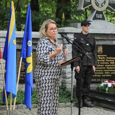 Obchody 1 września na cmentarzu 