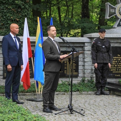 Obchody 1 września na cmentarzu 
