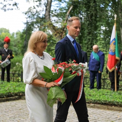 Obchody 1 września na cmentarzu 