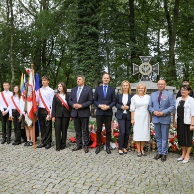 Obchody 1 września na cmentarzu 