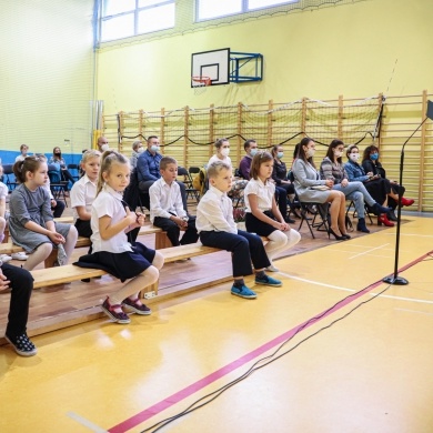 Pasowanie na ucznia w Szkole Podstawowej w Rudołtowicach - 14.10.2020