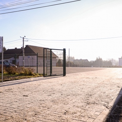 Chodnik do Szkoły Podstawowej nr 13 w Wiśle Małej - 14.12.2020
