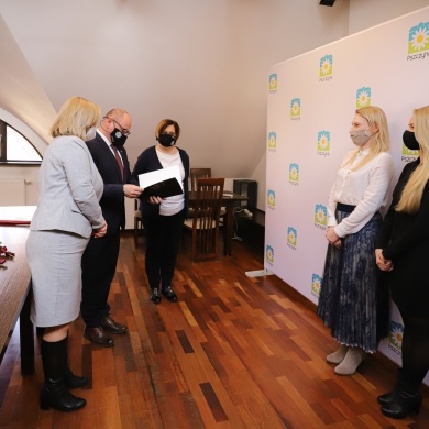 Wręczenie aktów nadania stopnia nauczyciela mianowanego - 09.03.2021