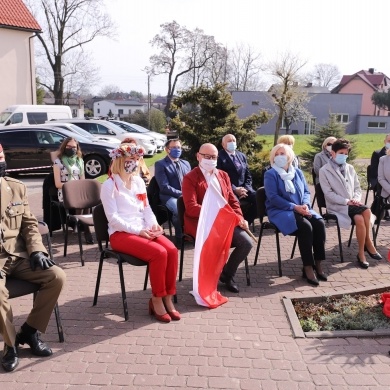 Dzień Flagi Rzeczypospolitej Polskiej w Zespole Szkolno-Przedszkolnym w Pszczynie - 29.04.2021