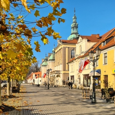 Biało-czerwone flagi na ulicach Pszczyny - 10.11.2021