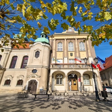 Biało-czerwone flagi na ulicach Pszczyny - 10.11.2021