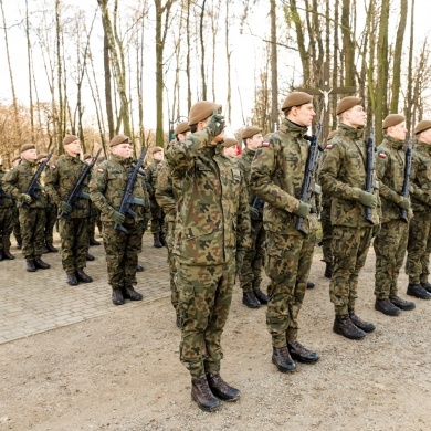 Przysięga żołnierzy 13 Śląskiej Brygady Obrony Terytorialnej w Pszczynie - 04.12.2021