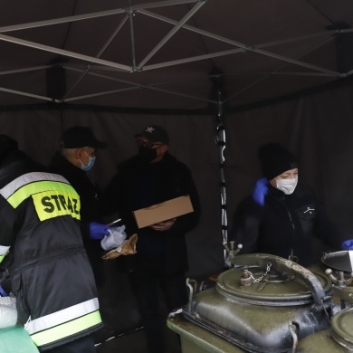 Zupa wigilijna na pszczyńskim rynku - 19.12.2021