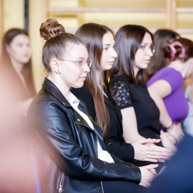 Maturzyści III LO odebrali świadectwa i wyróżnienia - 29.04.2022