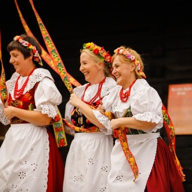 Stawianie moja w pszczyńskim skansenie - 01.05.2022