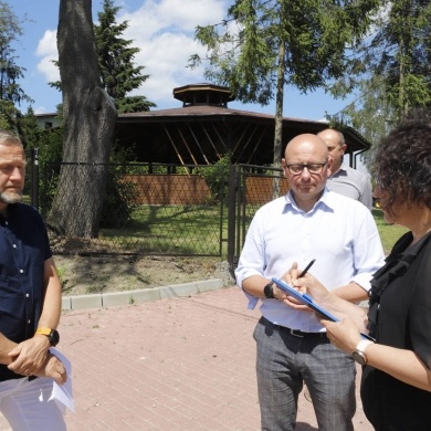 Ukończono przebudowę ulicy Szkolnej w Porębie - 15.06.2022