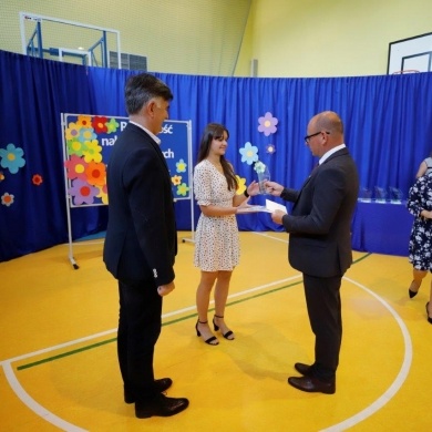 Nagrodzono najlepszych absolwentów gminnych szkół podstawowych