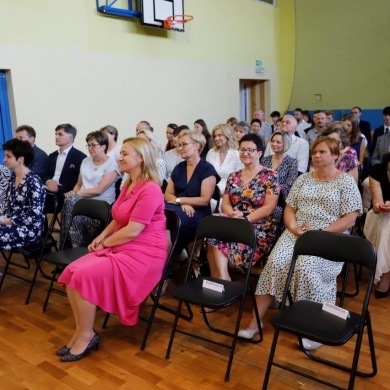 Nagrodzono najlepszych absolwentów gminnych szkół podstawowych