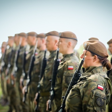 Złożenie kwiatów i zniczy pod mogiłą żołnierzy polskich poległych w wojnie obronnej Polski 1939 r. - 02.09.2022