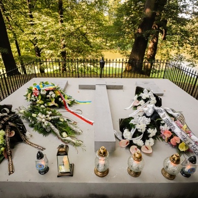 Uroczystość upamiętnienia księcia Bolko Hochberga von Pless w Parku Zamkowym w Pszczynie
