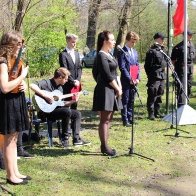  Obchody Dnia Pamięci Ofiar Zbrodni Katyńskiej oraz 77. rocznicy masowej zsyłki Polaków na Sybir