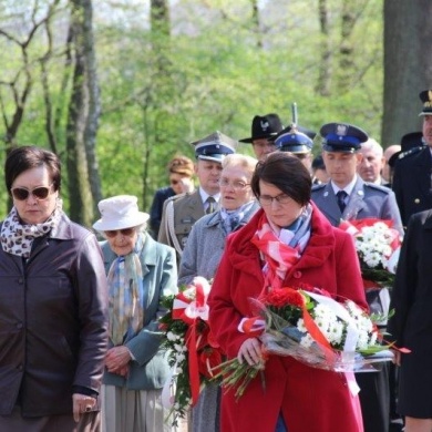  Obchody Dnia Pamięci Ofiar Zbrodni Katyńskiej oraz 77. rocznicy masowej zsyłki Polaków na Sybir