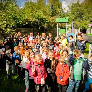 Sadzenie drzew z uczniami Niepublicznej Szkoły Podstawowej nr 1 w Pszczynie - 23.09.2022