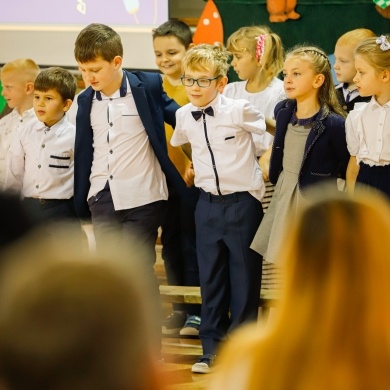 Pasowanie pierwszoklasistów w Szkole Podstawowej nr 6 w Pszczynie - 10.10.2022