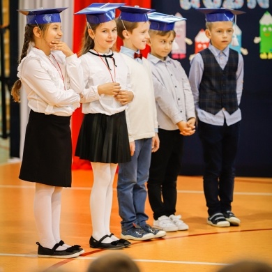 Pasowanie pierwszoklasistów w Szkole Podstawowej w Brzeźcach - 18.10.2022