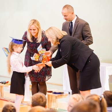 Pasowanie pierwszoklasistów w Szkole Podstawowej w Brzeźcach - 18.10.2022