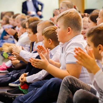 Pasowanie pierwszoklasistów w Szkole Podstawowej w Brzeźcach - 18.10.2022