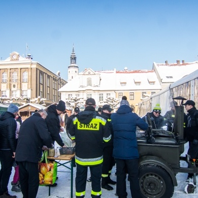 Tradycyjna zupa wigilijna na pszczyńskim rynku - 18.12.2022