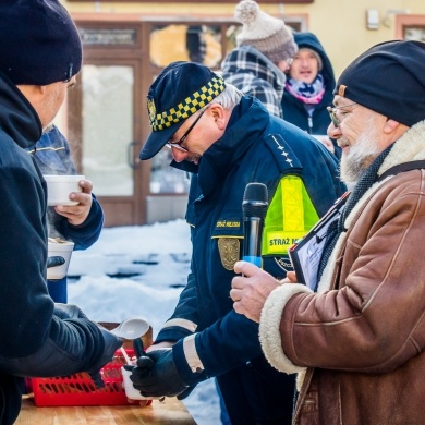 Tradycyjna zupa wigilijna na pszczyńskim rynku - 18.12.2022