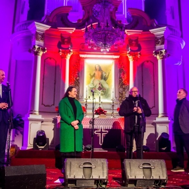 Koncert kolęd i pastorałek w wykonaniu zespołu Trebunie Tutki w kościele ewangelickim - 18.12.2022