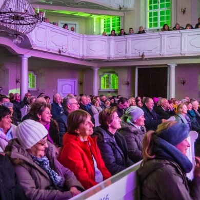 Koncert kolęd i pastorałek w wykonaniu zespołu Trebunie Tutki w kościele ewangelickim - 18.12.2022