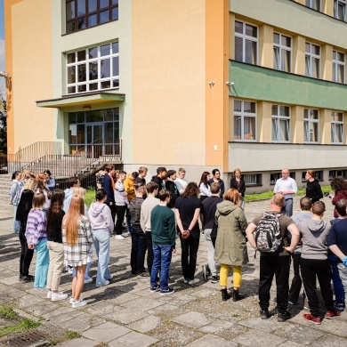 Akcja sprzątania na osiedlu Piastów w Pszczynie - 21.04.2023